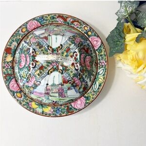 Vintage Rose Medallion Famille Porcelain Small Soup Tureen with Lid